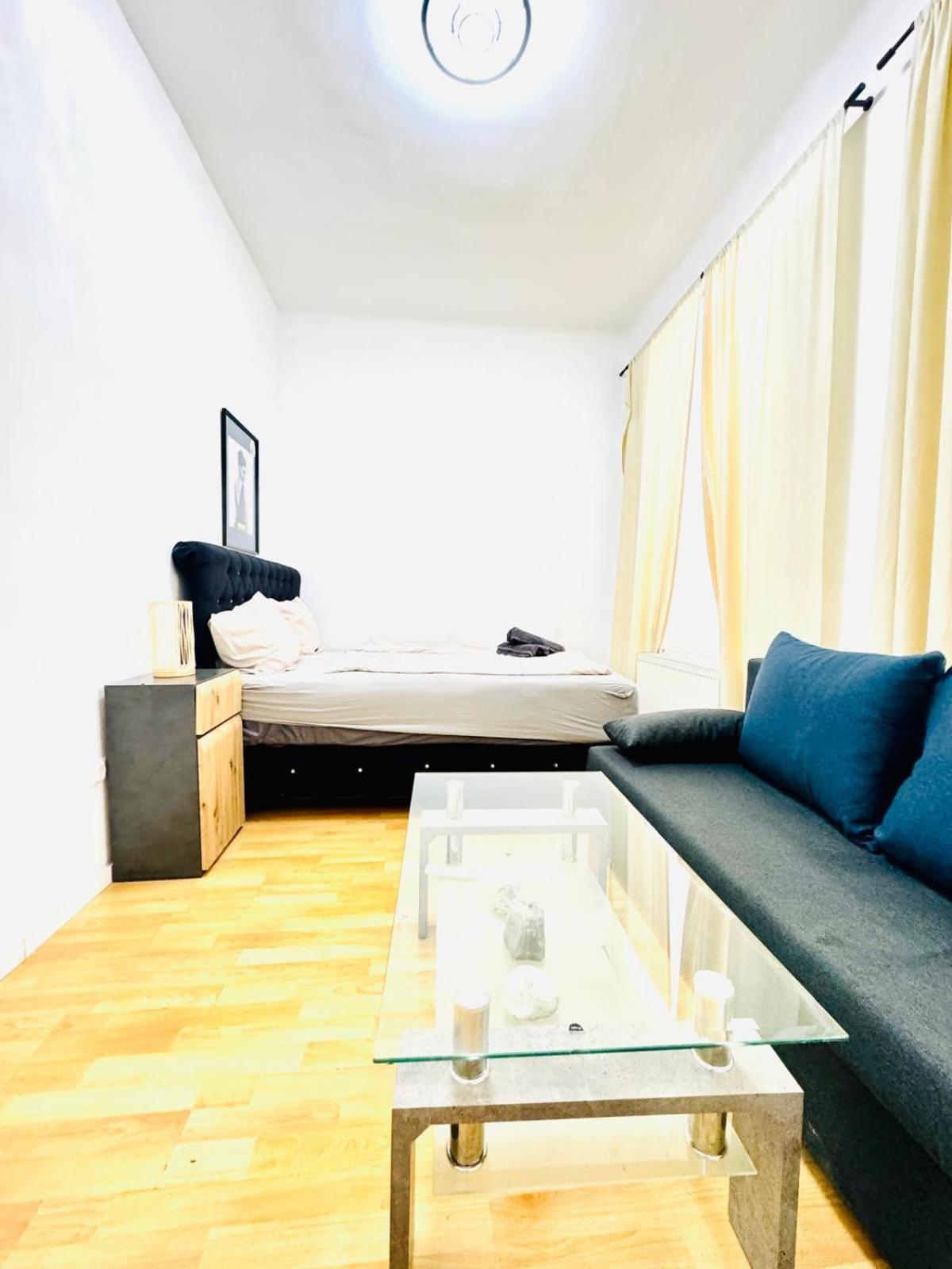 וינה Comfy Rooms In A Shared Apt, 8Min To Rathausplatz מראה חיצוני תמונה