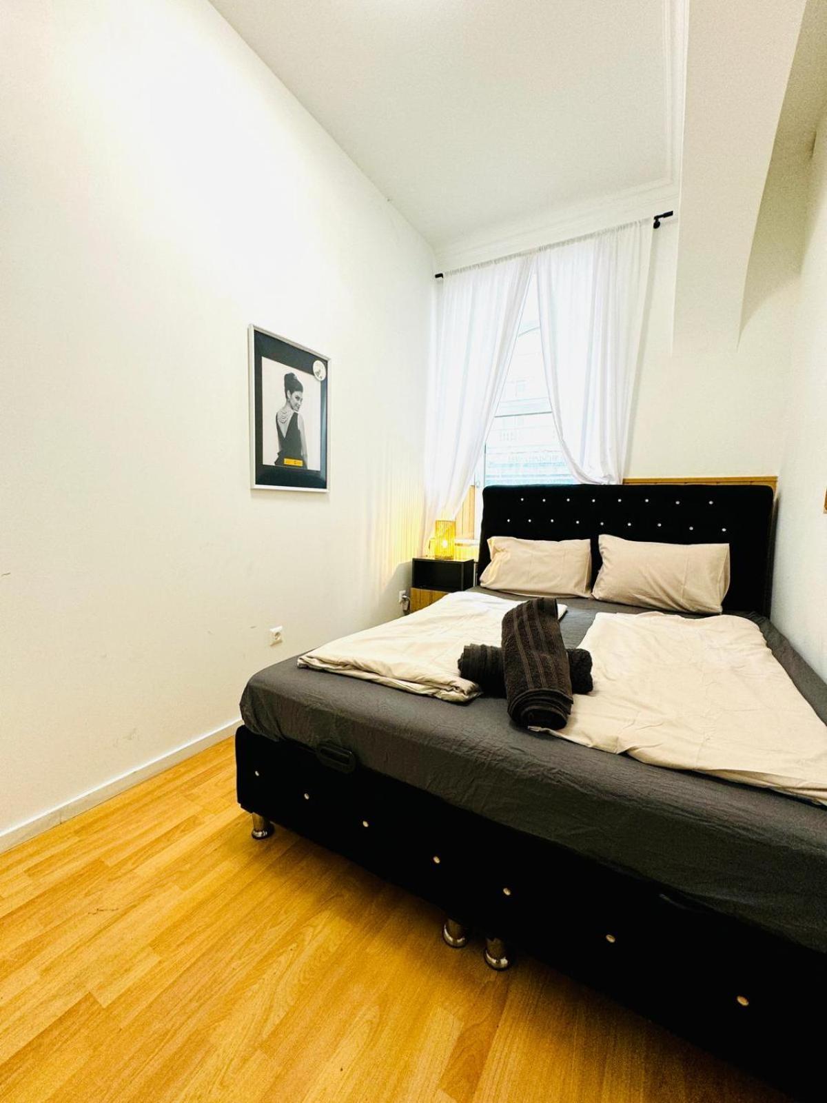 וינה Comfy Rooms In A Shared Apt, 8Min To Rathausplatz מראה חיצוני תמונה