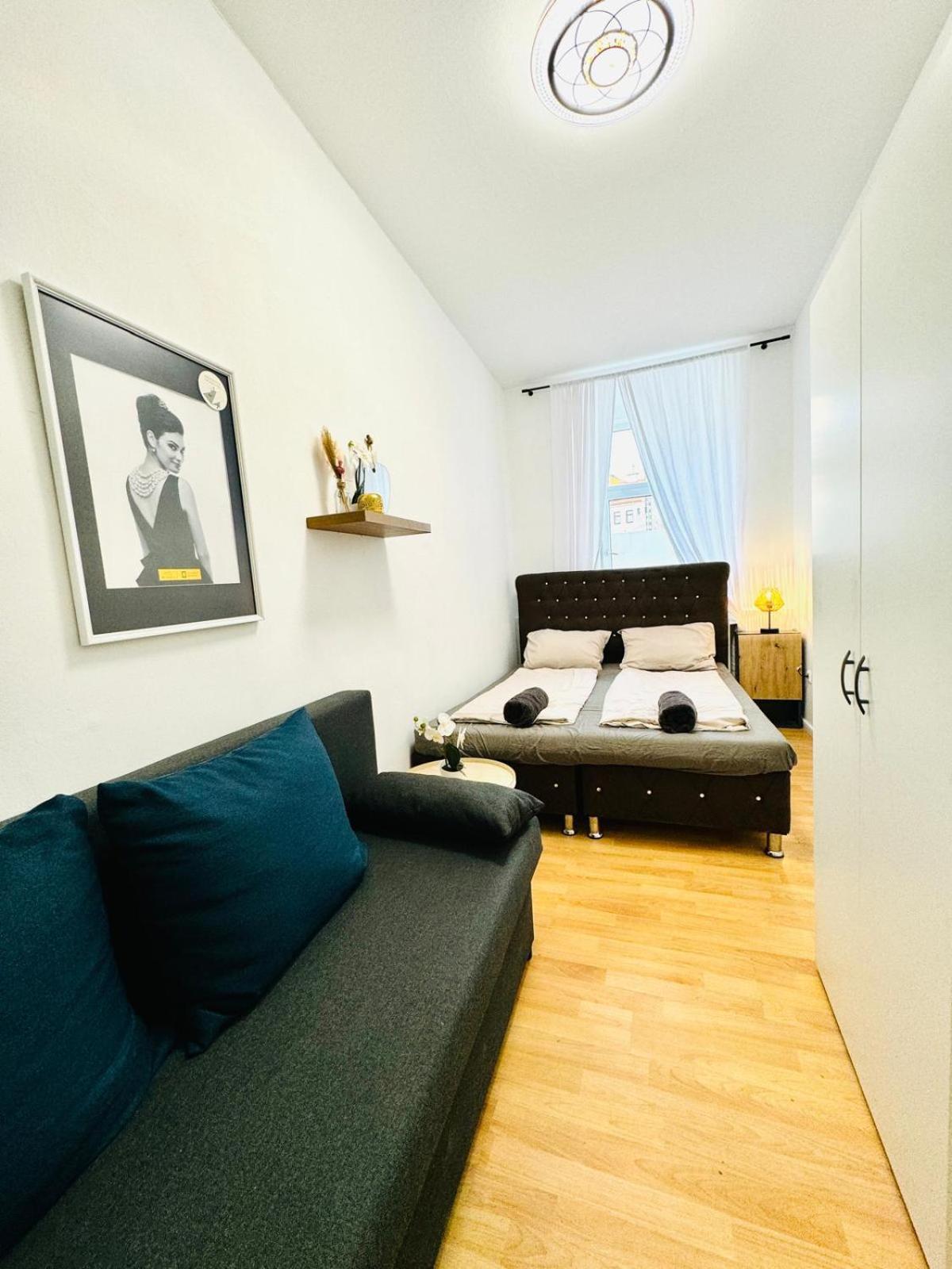 וינה Comfy Rooms In A Shared Apt, 8Min To Rathausplatz מראה חיצוני תמונה