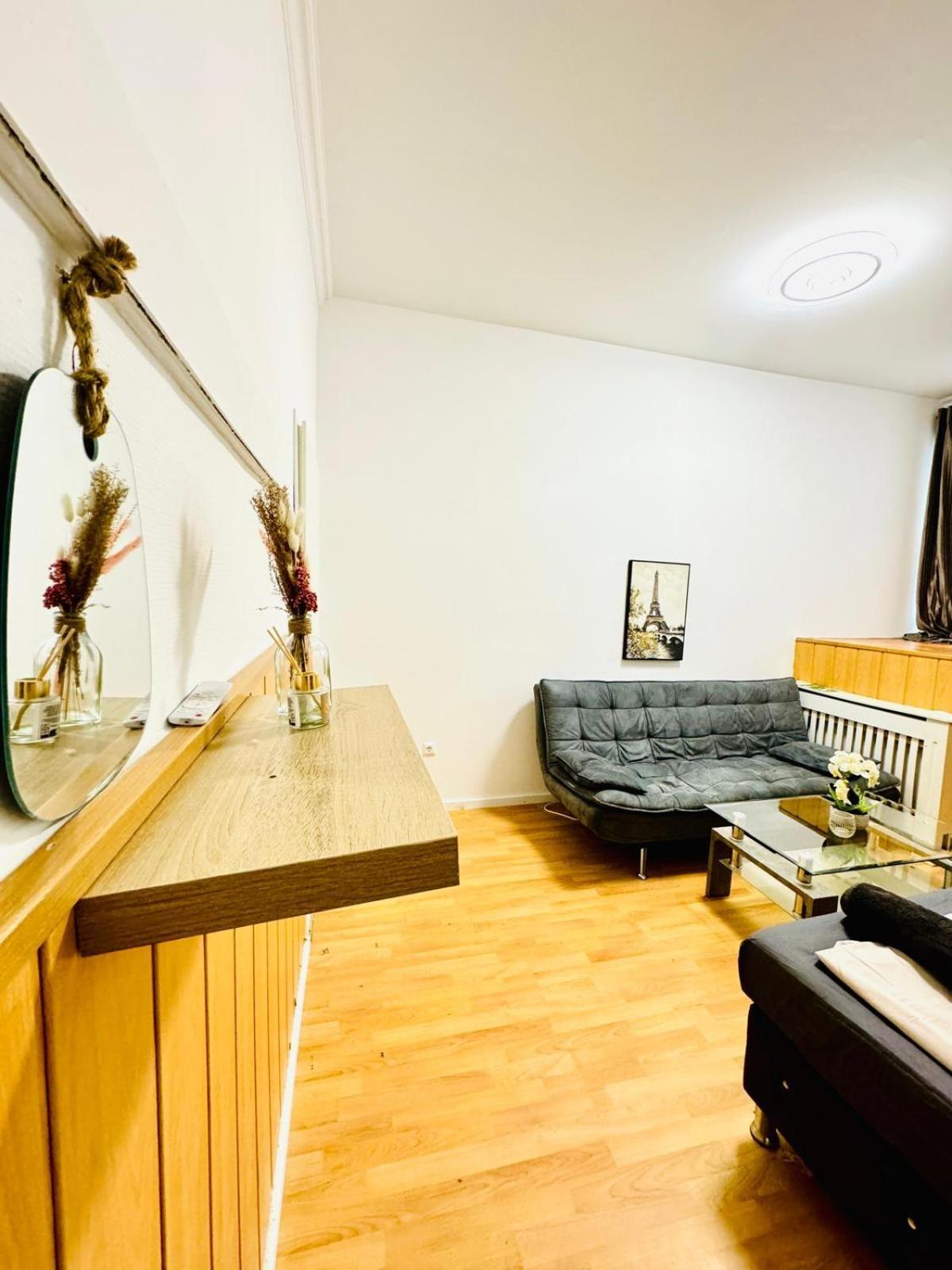 וינה Comfy Rooms In A Shared Apt, 8Min To Rathausplatz מראה חיצוני תמונה