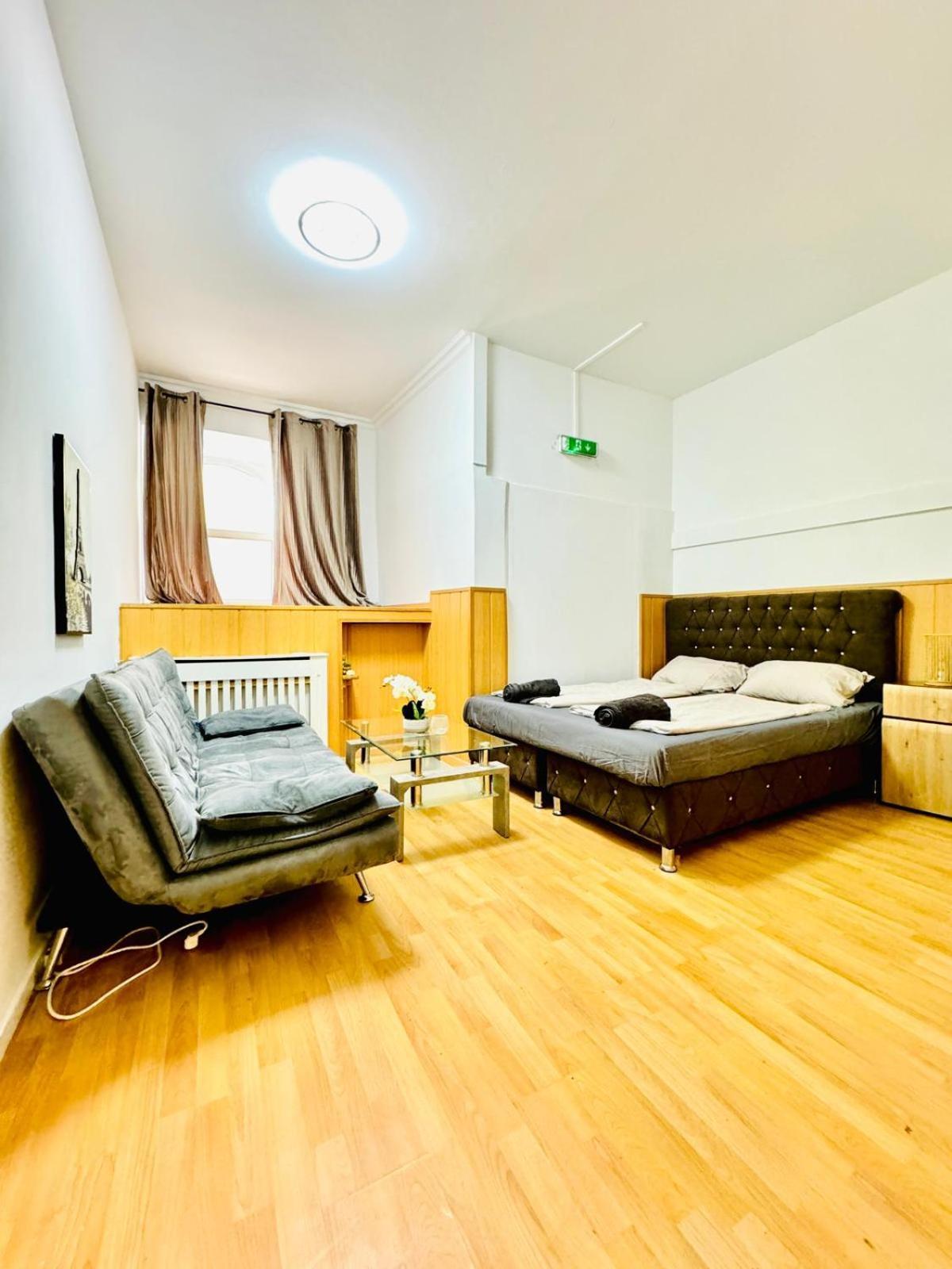 וינה Comfy Rooms In A Shared Apt, 8Min To Rathausplatz מראה חיצוני תמונה