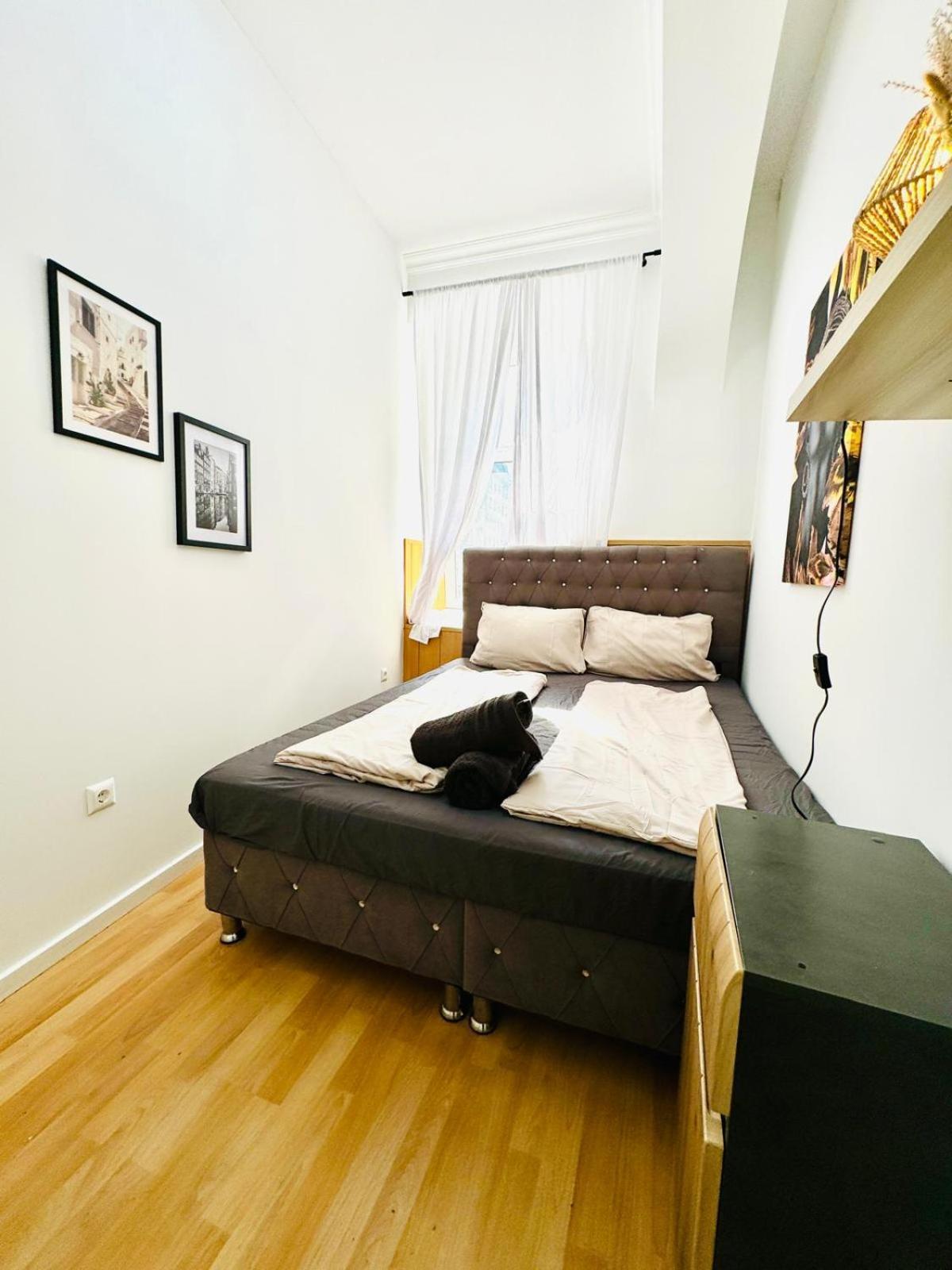 וינה Comfy Rooms In A Shared Apt, 8Min To Rathausplatz מראה חיצוני תמונה