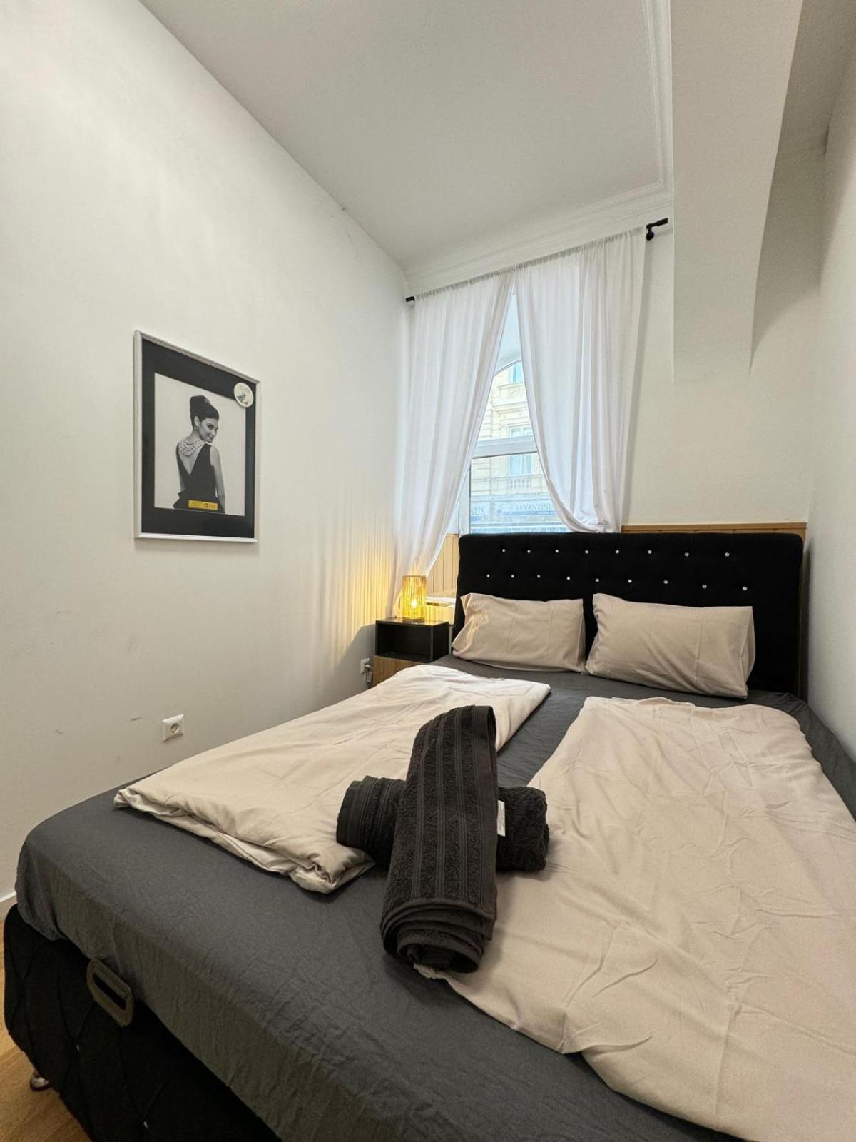 וינה Comfy Rooms In A Shared Apt, 8Min To Rathausplatz מראה חיצוני תמונה