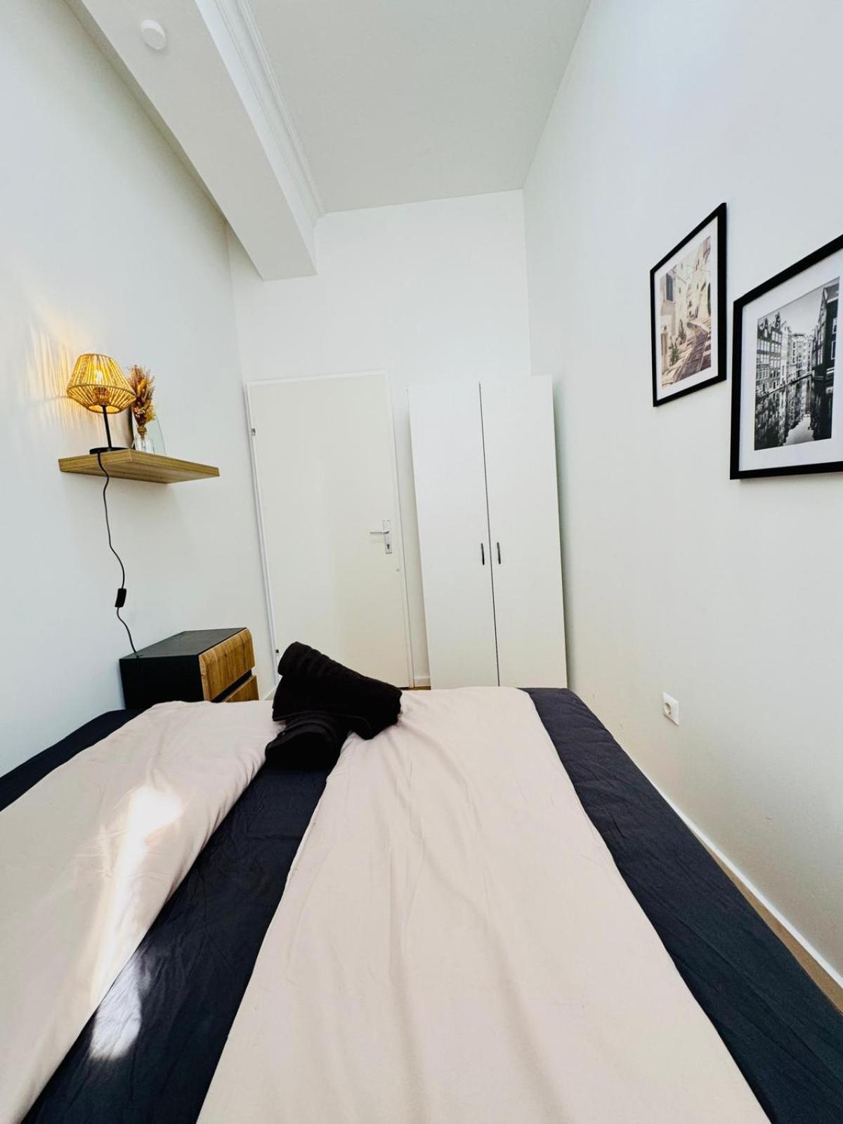 וינה Comfy Rooms In A Shared Apt, 8Min To Rathausplatz מראה חיצוני תמונה