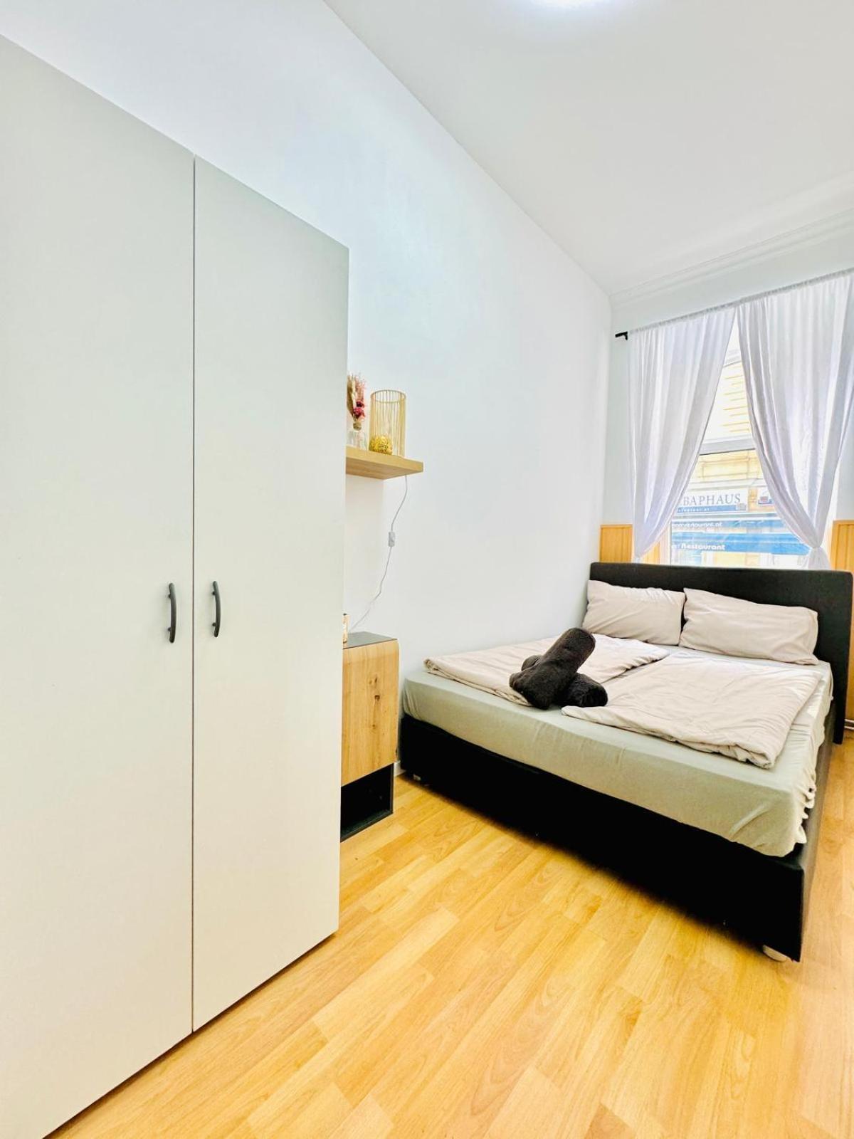 וינה Comfy Rooms In A Shared Apt, 8Min To Rathausplatz מראה חיצוני תמונה