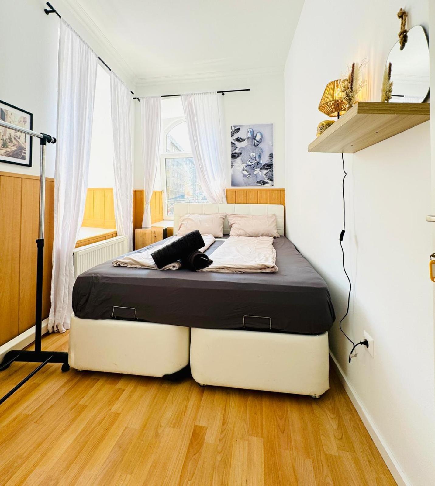וינה Comfy Rooms In A Shared Apt, 8Min To Rathausplatz מראה חיצוני תמונה