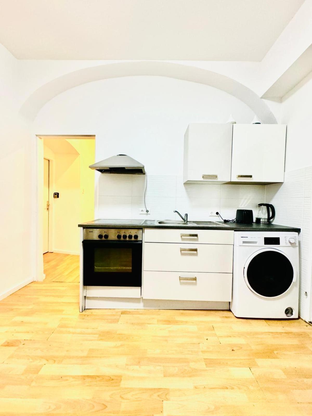 וינה Comfy Rooms In A Shared Apt, 8Min To Rathausplatz מראה חיצוני תמונה
